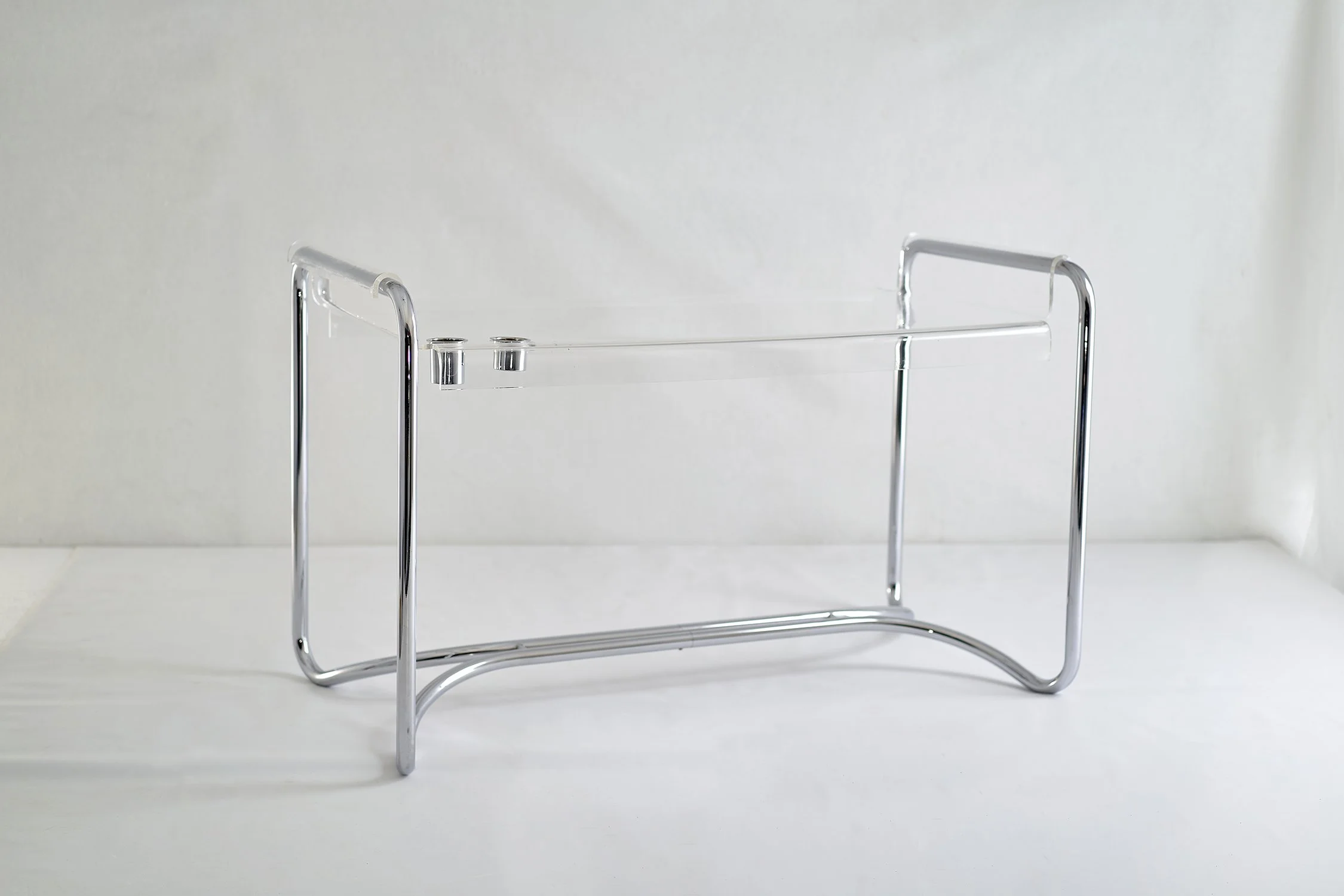 Italian Modern Fabio Lenci 111 Form Desk circa 1970s in lucite